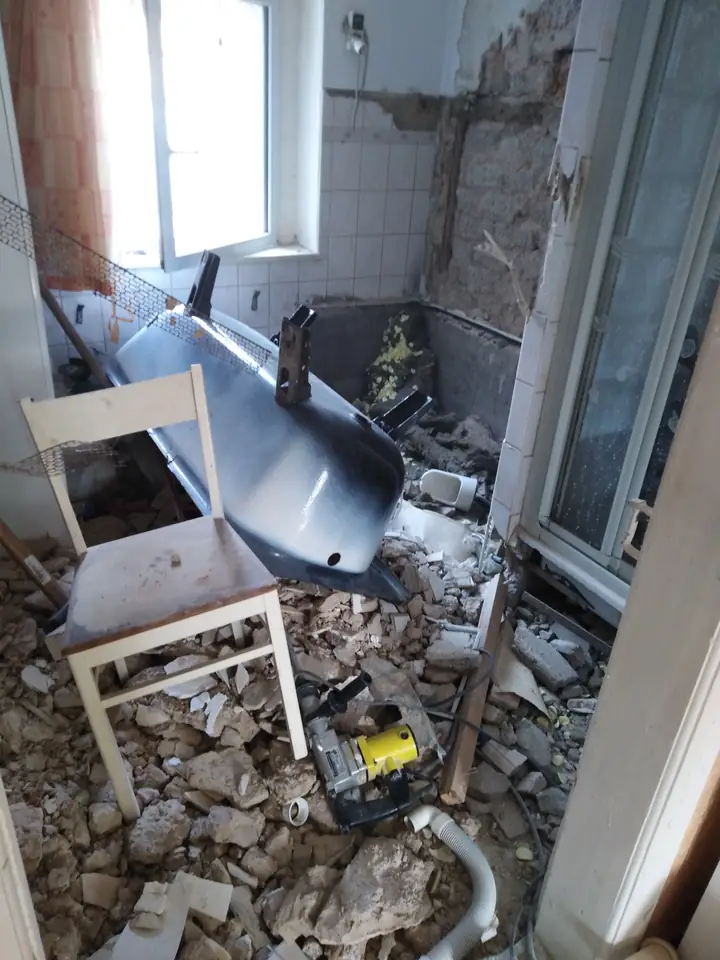 Rückbau im Bad — Arbeit von DeinHandwerker24, Schmalkalden