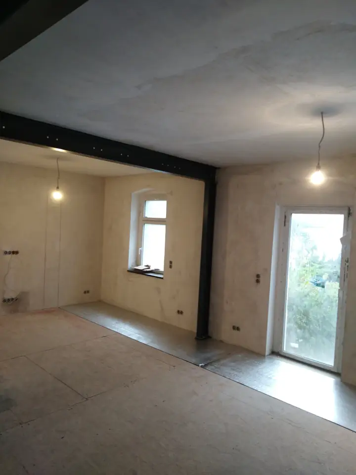 Raum vor der Bodenverlegung — Arbeit von DeinHandwerker24, Schmalkalden
