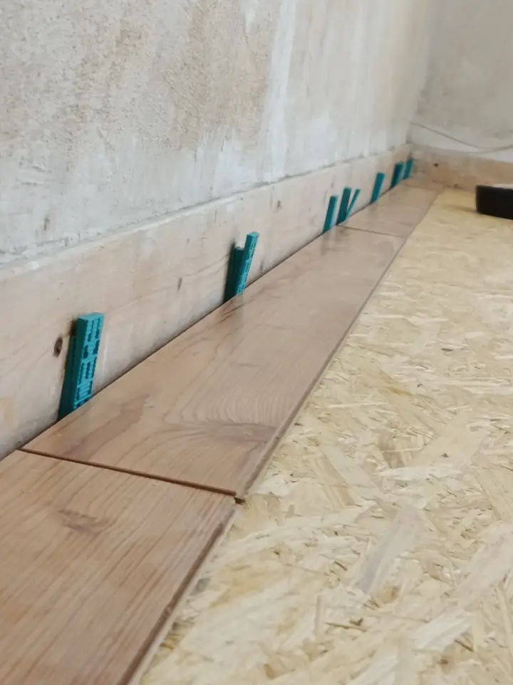 Verlegung an der Wand — Arbeit von DeinHandwerker24, Schmalkalden