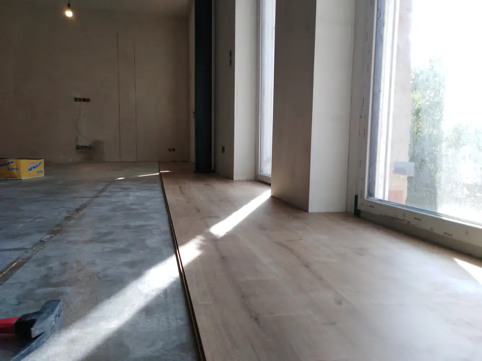 Verlegung im großen Raum — Arbeit von DeinHandwerker24, Schmalkalden