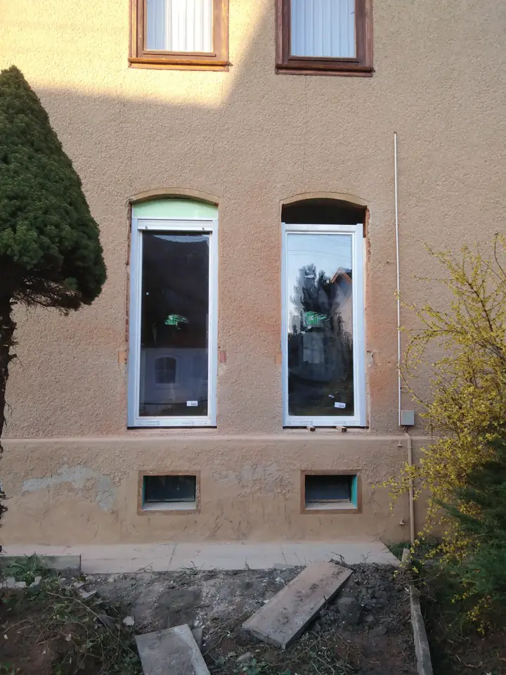 Neue Fenster – Außenansicht — Arbeit von DeinHandwerker24, Schmalkalden