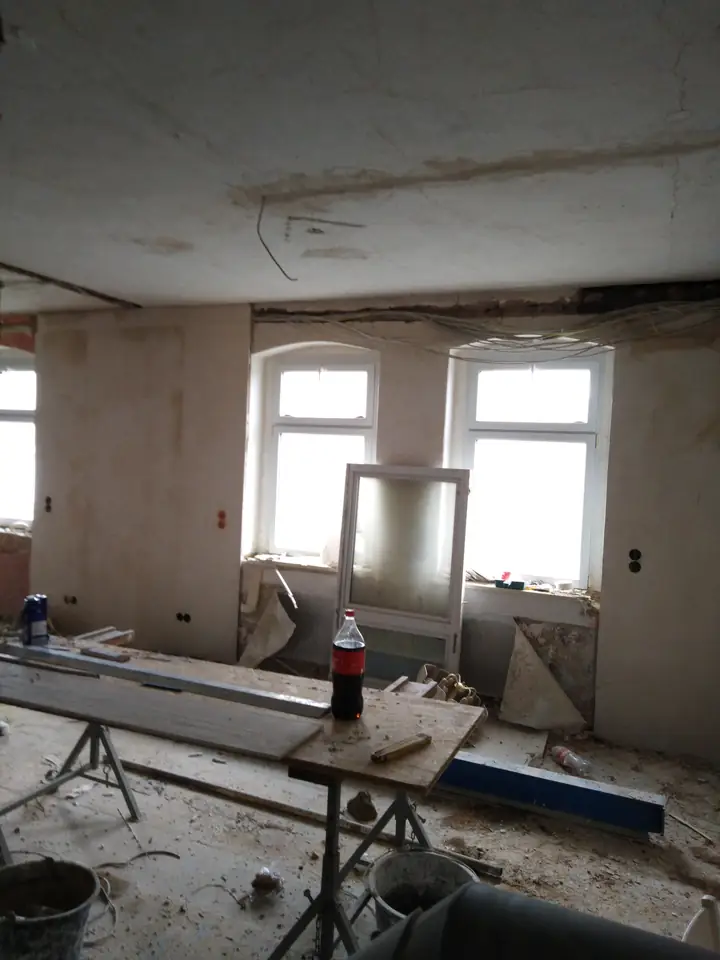 Sanierung vor dem Fenstertausch — Arbeit von DeinHandwerker24, Schmalkalden
