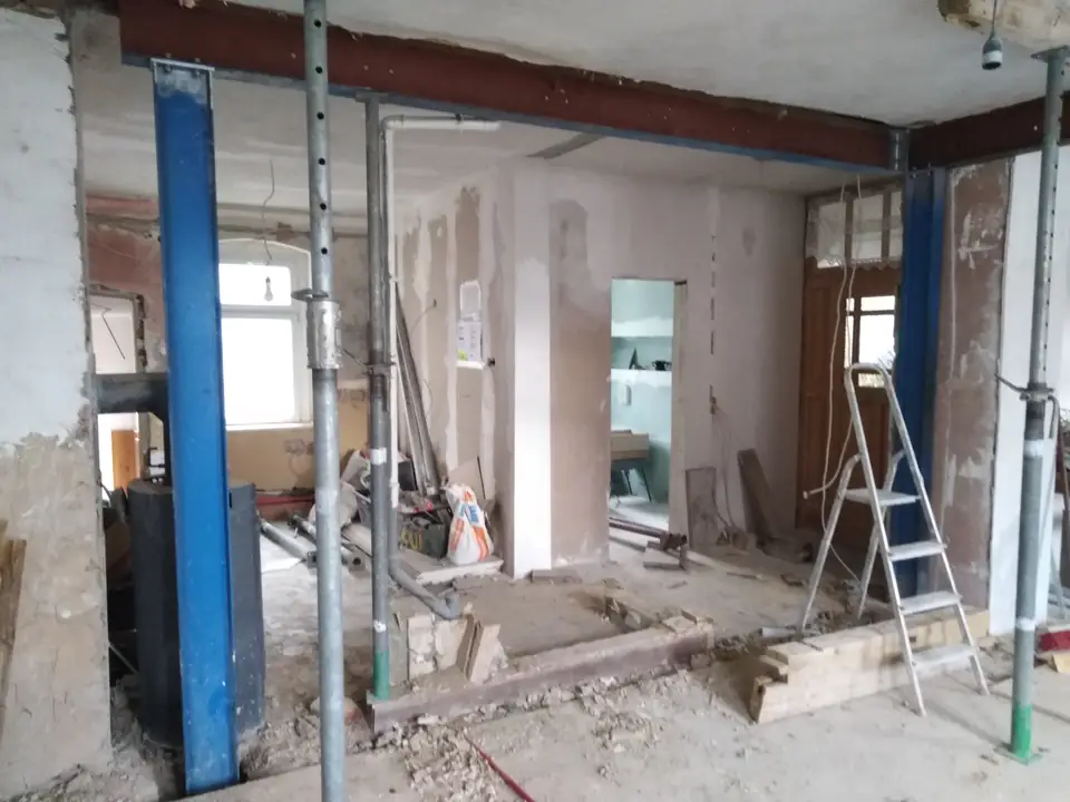 Vorher – Stützen eingebaut — Arbeit von DeinHandwerker24, Schmalkalden
