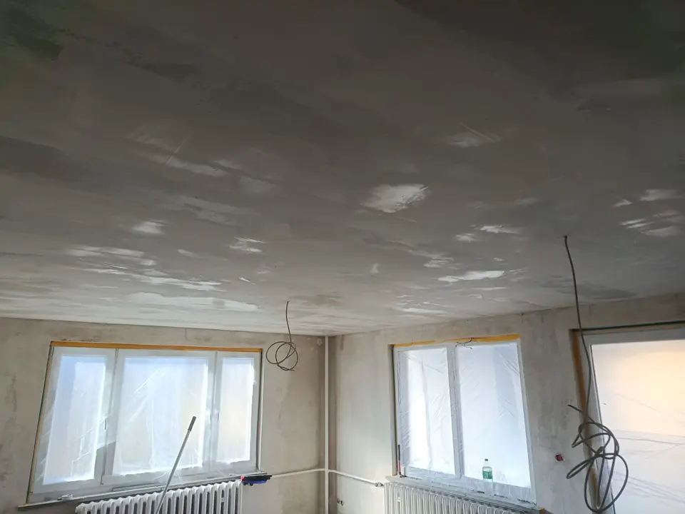Abgehängte Decke gespachtelt — Arbeit von DeinHandwerker24, Schmalkalden