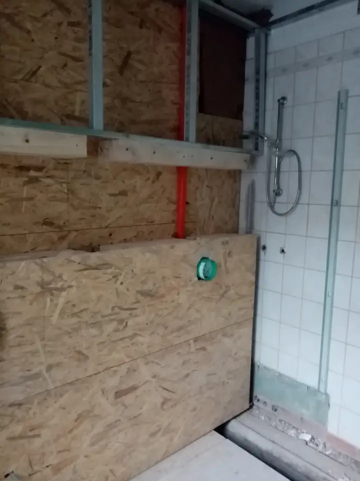Wandaufbau mit OSB im Bad — Arbeit von DeinHandwerker24, Schmalkalden